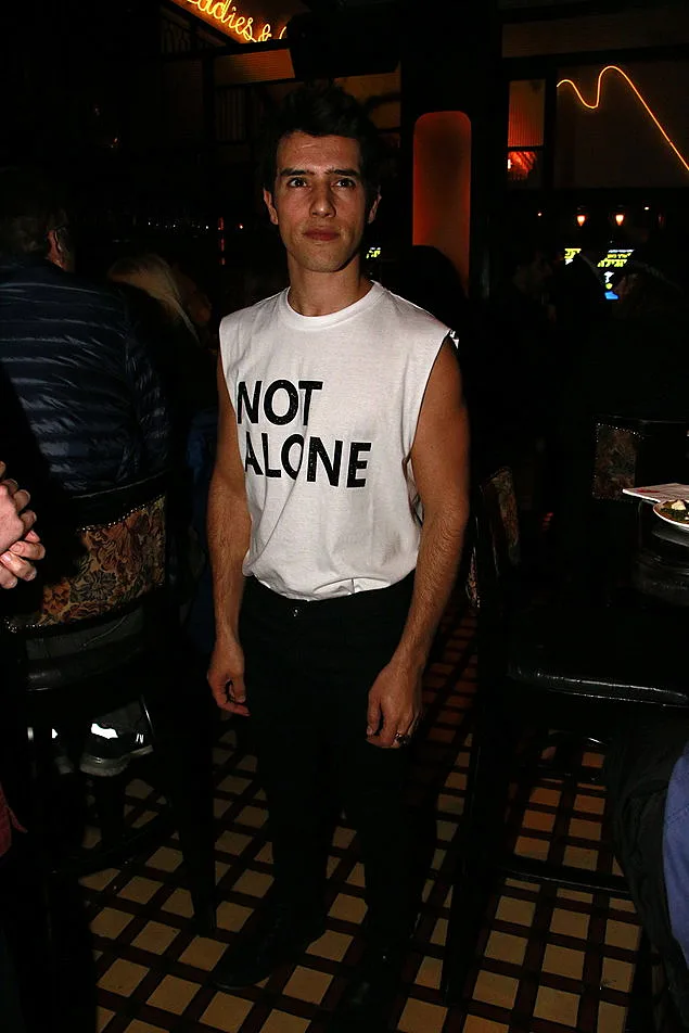 איזה רובים, יא סקעת. הראל סקעת