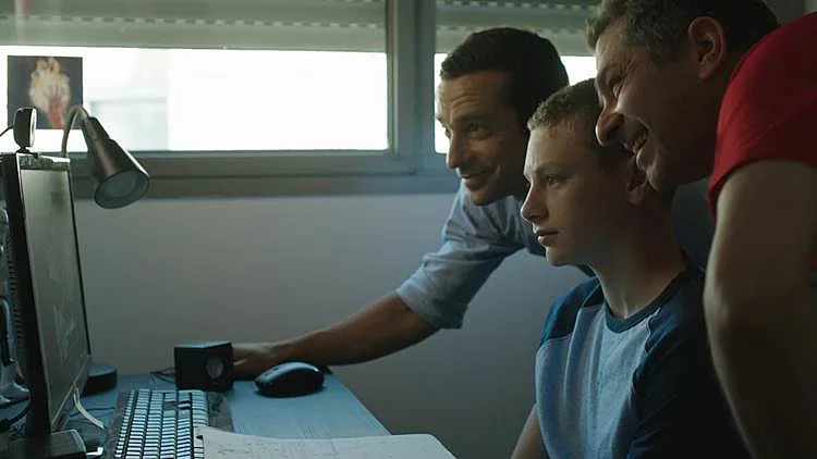 הליהוק מזכיר לנו גלריית שחקנים שחבל שלא רואים יותר