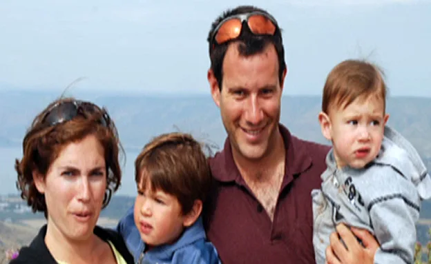 משפחת בן-ארי לפני הפציעה