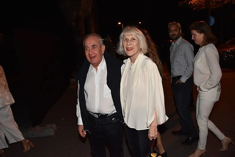 אלפרד וחוה אקירוב