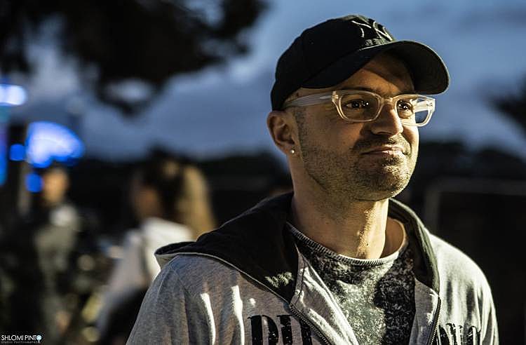 וואי הייתי מסתובב. אברהם טל