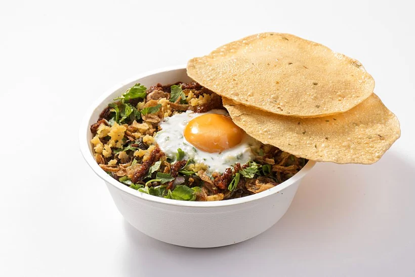 בקר ראג׳ה מון, קפטן קארי