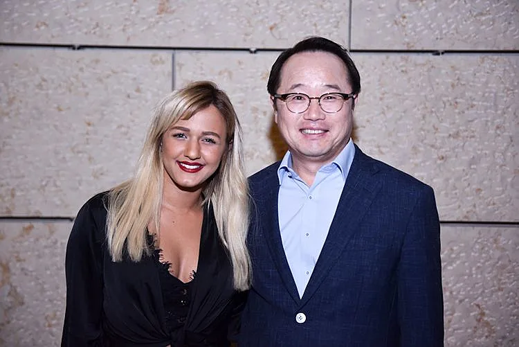 קריין קו ועדן בן זקן. צילום ארז עוזיר