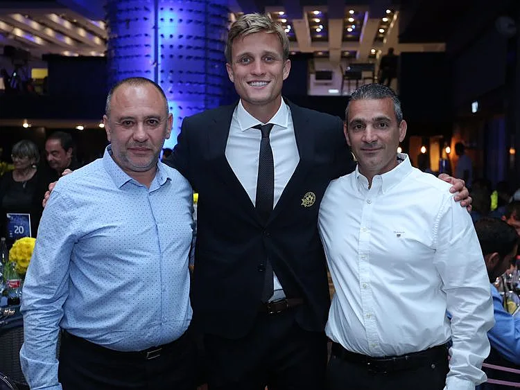 אלון סהר וניקי אריה וארון שוינפלד