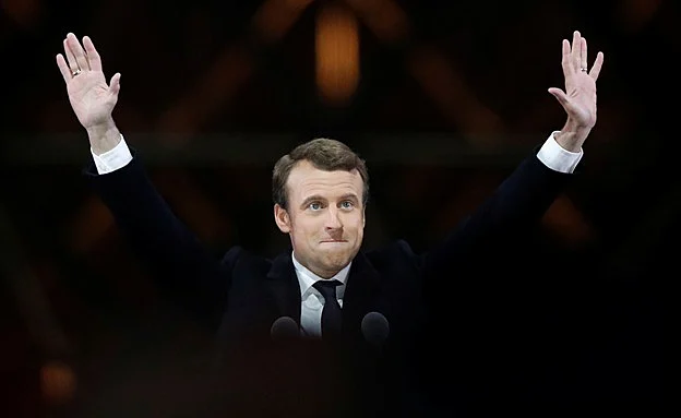''האחריות עצומה''. מקרון חוגג