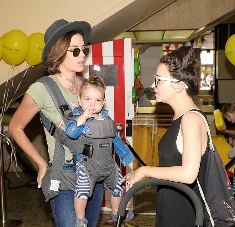 מחליפות חוויות, נלי ונטלי