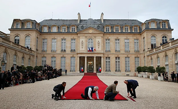 מקרון מושבע לנשיא צרפת