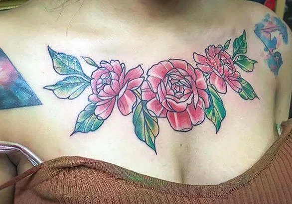 הקעקוע של פאסודה, לפני שעשתה את הטיפול