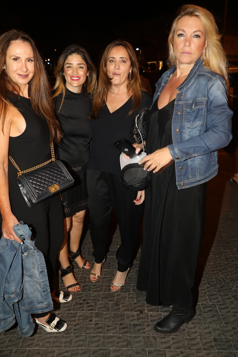 בלתי נפרדות. ציפי רפאלי, פולה ולאה שנירר