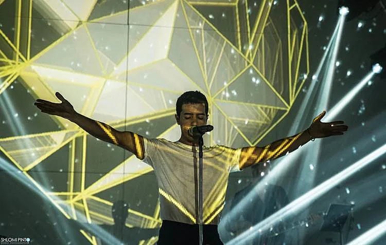 מופע העשור- הראל סקעת