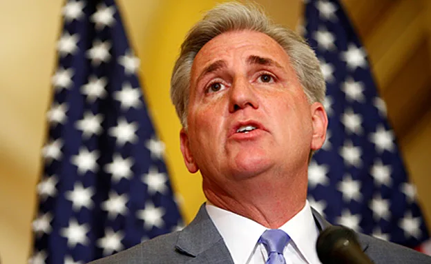 מקארתי, ארכיון