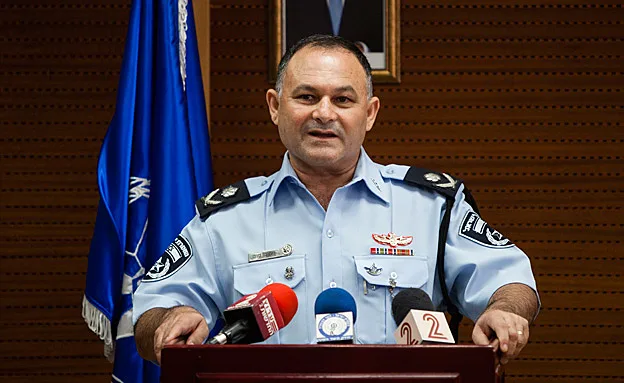 ''חיפשתי קשר אינטימי מחוץ למשפחה''