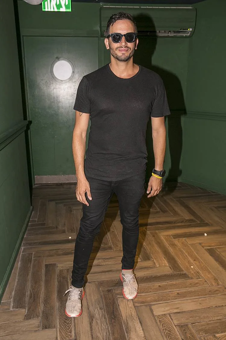 מושיק גלאמין. בא שיחדשו לו