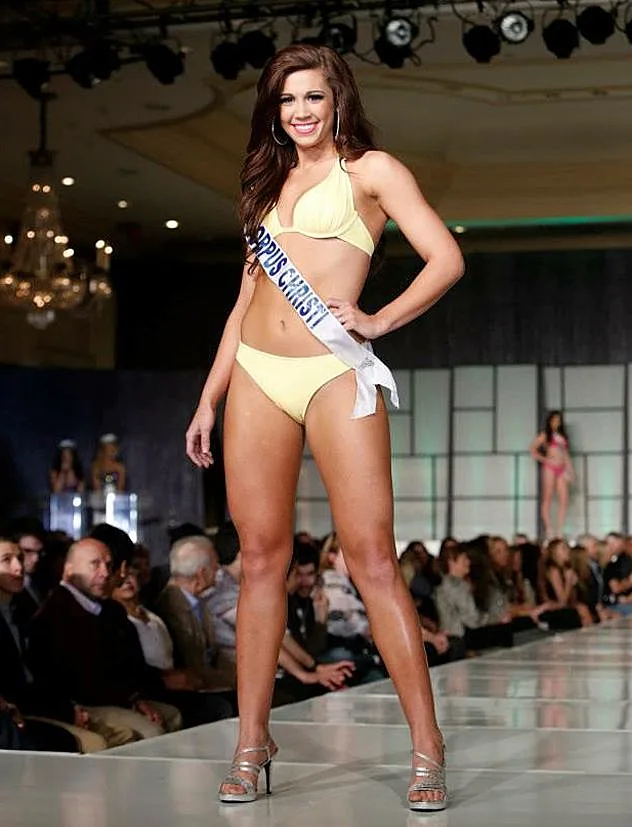 ג'יליאן בתחרות MISS TEEN USA