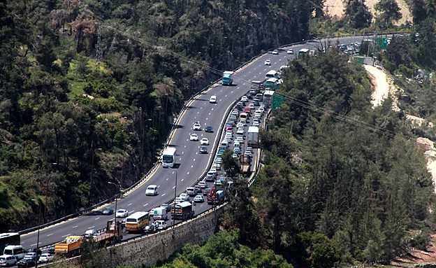 פקקים סביב לה ובתוכה (לירן סימון, חדשות 2)