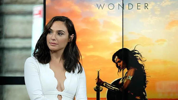 הוונדר וומן גל גדות