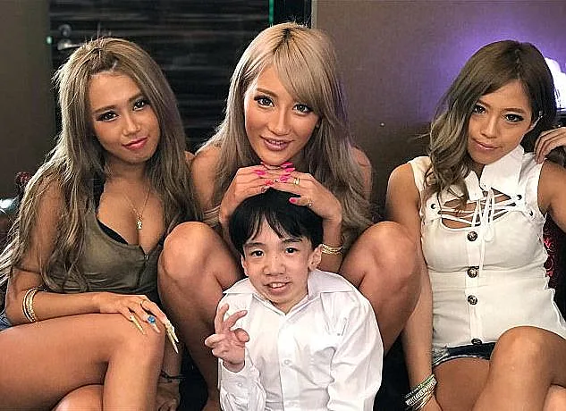 40BBA25500000578-0-image-m-5_1495613444918