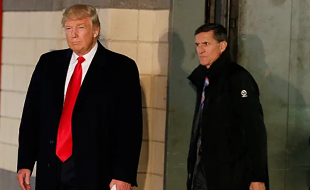 טראמפ והיועץ לשעבר מייקל פלין