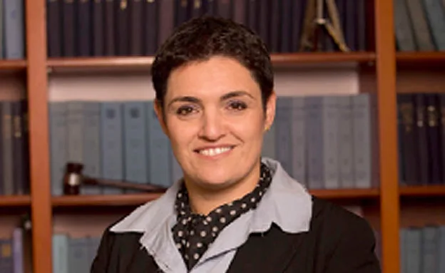 עו''ד ענת מולסון