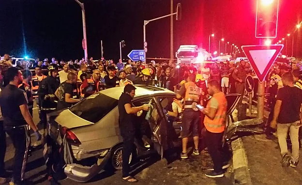 ההמולה בזירת התאונה