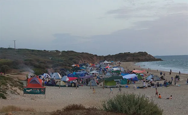 חניון לילה גן לאומי פלמחים (אמיר חן)