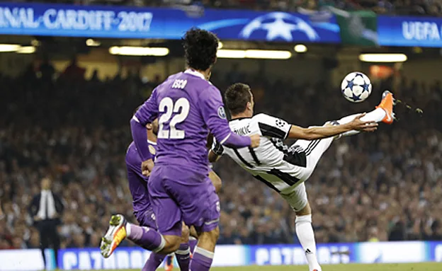 השער המרהיב של מנדזוקיץ'