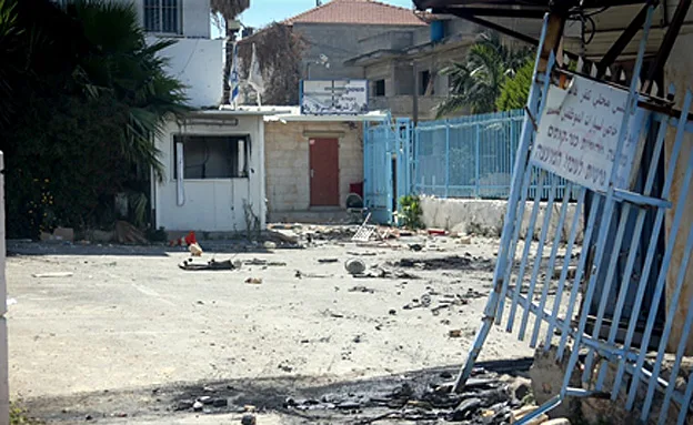 התחנה הנטושה בכפר