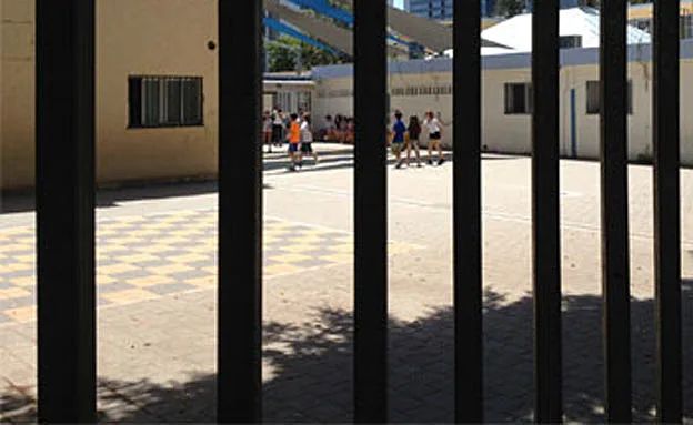 אילוסטרציה (אייל בן יעיש)