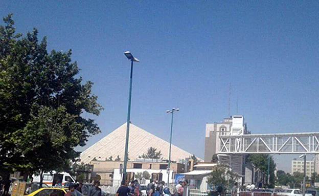 בניין הפרלמנט, היום