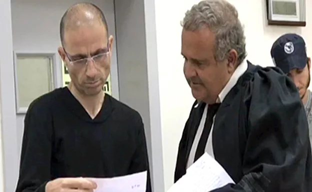 מתייעצים. אבוטבול ועו''ד כהן