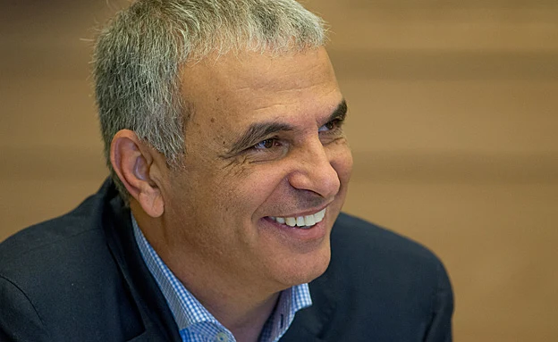 כחלון. הגרלת ענק למשפחות צעירות (יונתן סינדל, פלאש 90)