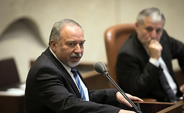 ״אם הפלסטינים ישלמו - הם יקבלו חשמל״