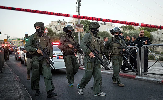 לוחמי מג''ב בירושלים (יונתן סינדל/פלאש 90)