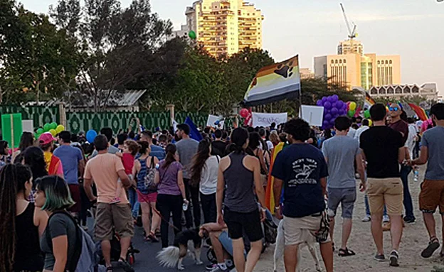 מצעד גאווה ראשון בעיר