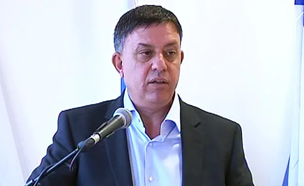 רוח גבית מלוין. גבאי