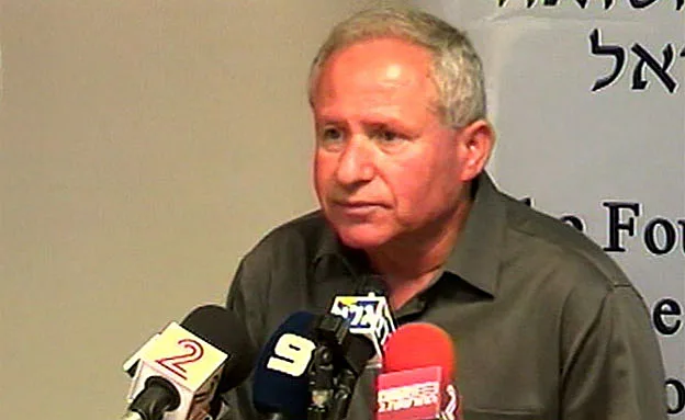 תקף בחריפות. ח''כ דיכטר