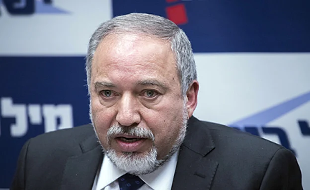 ''המשטר הסורי יישא באחריות''. ליברמן (Yonatan Sindel/Flash90)