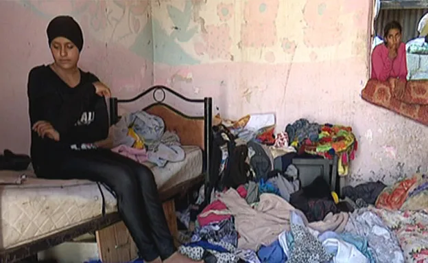 בות'יינה, אחות של חנאן