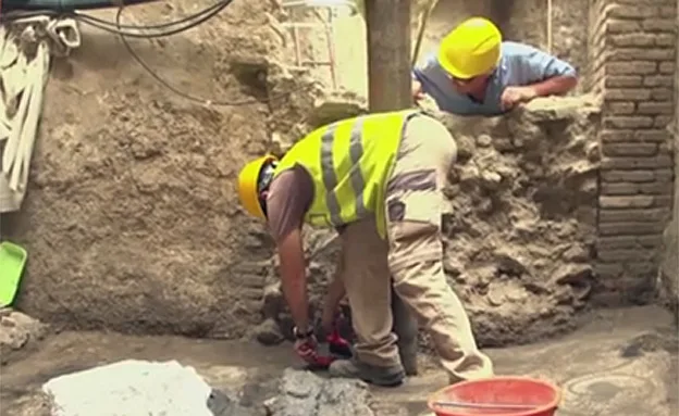 ''לא רק ניסעה ברכבת, אלא גם בהיסטוריה''