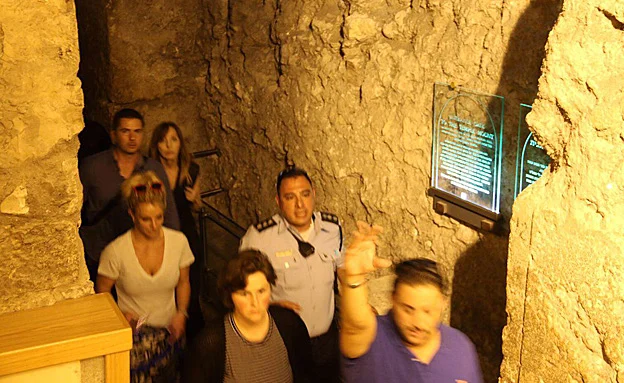 מחר - הופעה ראשונה בישראל