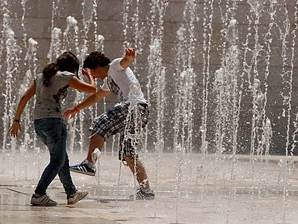 עדיף לא לצאת בשעות החמות