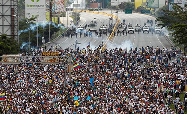 מאות אלפי מפגינים נגד הנשיא, ארכיון (רויטרס)