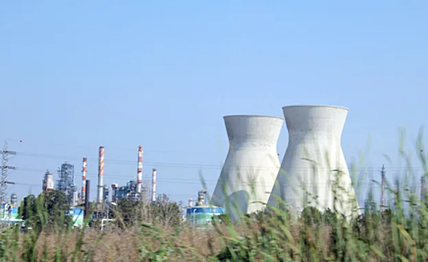 בתי הזיקוק בחיפה, ארכיון