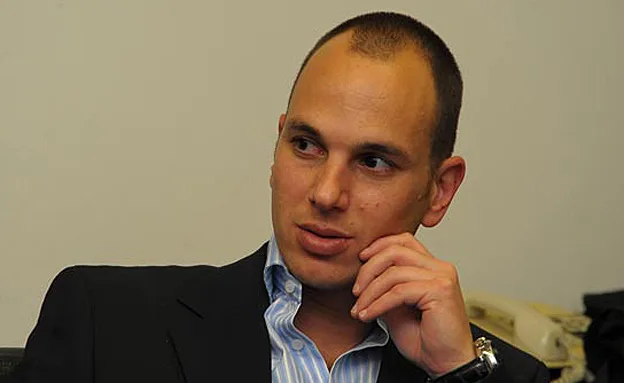 על אלוביץ' נאסר לשוחח עם בנו. אור אלוביץ