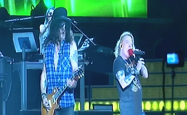 צפו בקטע מההופעה