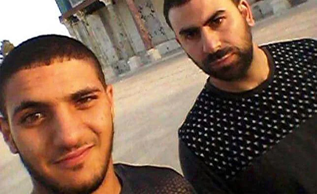 שניים מהמחבלים, רגעים לפני הפיגוע