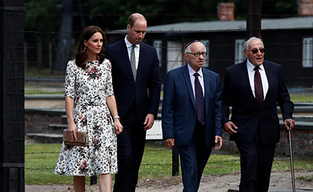 נפגשו עם 5 ניצולי שואה (רויטרס)