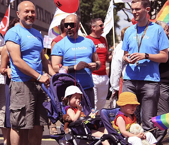 זוגות להט''ביות