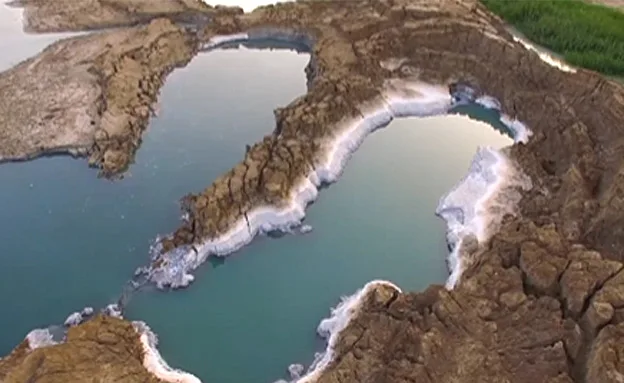 ''אני מרגיש כמו שומר הסף של ים המלח'' (קרונוס צילומי אוויר)