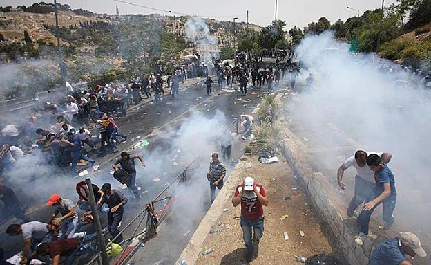 הפתח: ''המשיכו במאבק